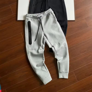 Material Original Personalizado KN Logo Tech Fleece Top 2pcs Designers Jaqueta e Calça Tira Reflexiva Laminado Homens De Borracha Tricô - Product Image 3