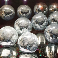 Grande boule disco en mousse argentée faite à la main pour le nouvel an décor de fête de noël miroir incassable usine en gros personnalisable