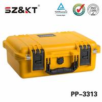 Étui rigide de protection en plastique de bonne qualité, étanche IP67, résistant aux chocs IK10, pour le rangement de la manette PS5 avec mousse personnalisée et logo.