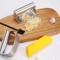 Handheld Roestvrijstalen Knoflookpers & Handmatige Flesopener Keukengereedschap Groente-En Fruitsnijder Voor Gebruik