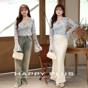 Chemisier à manches longues pour femmes grandes tailles Runqi, col en V, imprimé floral, avec nœud devant, manches évasées, motif abstrait, polyester - Product Image 2