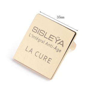 Placa de Identificación Metálica con Logotipo Grabado con Láser de Alta Calidad, Muestra el Logotipo de la Marca Propia - Product Image 2