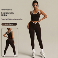 Ensemble de sport transfrontalier sans couture style européen et américain en Spandex/Nylon uni, comprenant un débardeur, un pantalon long et une brassière de sport pour femme, effet push-up fessier