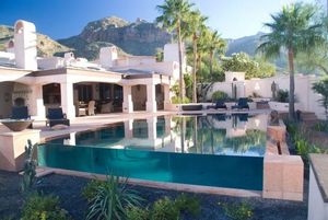 Diseño ergonómico duradero Recintos para piscinas al aire libre Paneles acrílicos sin costuras resistentes Revestimiento antialgas Corte personalizado - Product Image 3