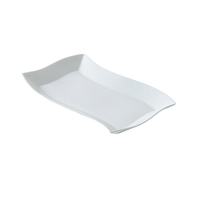 Nouvelles assiettes à dîner en céramique de porcelaine écologiques blanches irrégulières en porcelaine osseuse pour restaurant, assiette de fête
