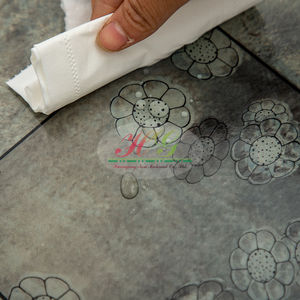 <span class=keywords><strong>Tapis</strong></span> en plastique de haute qualité pour salon <span class=keywords><strong>grand</strong></span> revêtement de sol décoratif Revêtement de sol en rouleau de <span class=keywords><strong>vinyle</strong></span> PVC imperméable pour <span class=keywords><strong>cuisine</strong></span> de luxe du fabricant - Product Image 6