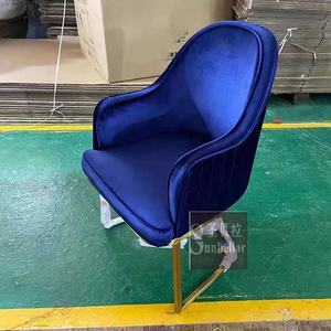 Venta al por mayor de lujo moderno terciopelo sillas de comedor tela de tapicería Accent silla comedor sillón Metal marco de acero inoxidable - Product Image 2