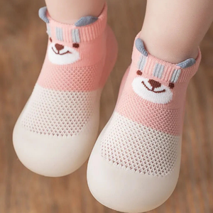 F-2713 automne dessin animé et filles intérieur antidérapant semelle souple chaussettes de sol maille respirant bébé garçons fille premières chaussures de marche infantile - Product Image 2