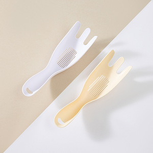 Rice Washing Spoon With Drainage Slots Portable Kitchen Utensil For Rice Cleaning And Draining White Plastic - Product Image 2