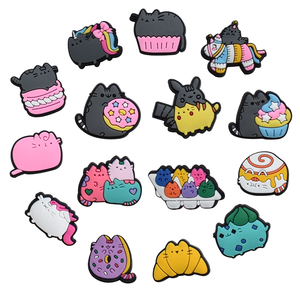 Décoration personnalisée en PVC souple, en caoutchouc, unisexe, écologique, en gros, motif dessin animé, fabriquée au Vietnam - Product Image 1