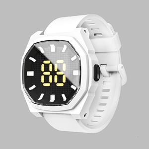 2022เข้ามาใหม่เด็กผลิตภัณฑ์ขายร้อนนำนาฬิกาดิจิตอล3D ตัวเลขขนาดใหญ่นาฬิกาอิเล็กทรอนิกส์กลางแจ้งไฟแฟลชของขวัญ - Product Image 3