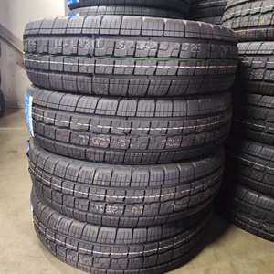 Neumático Radial Económico de 16 Pulgadas Sin Cámara para Automóvil de Pasajeros, Nuevo para Camioneta 195/75R16C - Product Image 4