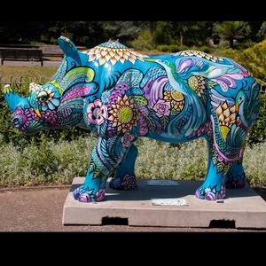 Statua di rinoceronte a grandezza naturale rossa in fibra di vetro di grandi dimensioni di vendita calda - Product Image 5