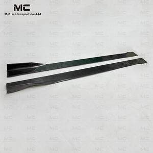 Extension de jupe latérale universelle en fibre de carbone de longueur personnalisée, jupe latérale de <span class=keywords><strong>voiture</strong></span> pour toutes les voitures, pour BMW F82 F80 pour Audi - Product Image 3