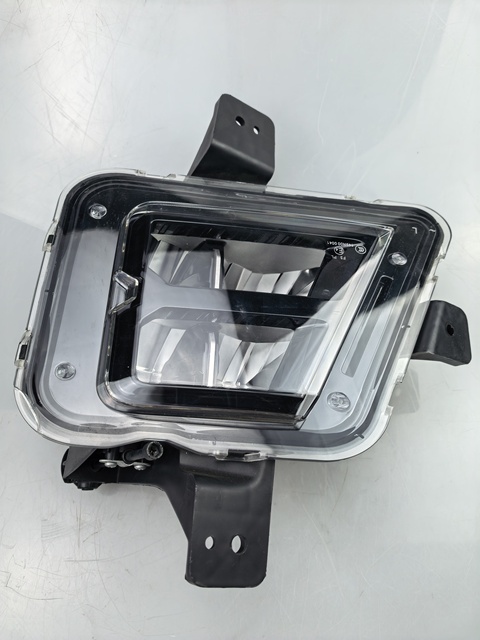 SAIC MAXUS T90 T60 Original Front Fog Lamp Assembly C00337105 C00337106