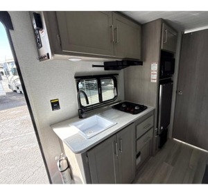 <span class=keywords><strong>Caravane</strong></span> moderne 4x4 de luxe pour 5 personnes, avec structure en fibre de verre et <span class=keywords><strong>aluminium</strong></span>, légère, conforme aux normes américaines, pour l'extérieur, à vendre - Product Image 2