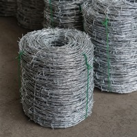 Fil de clôture barbelé torsadé galvanisé en bobine pour projets de clôtures de ranchs, pâturages, vergers et de bordures routières