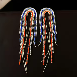 Brincos Longos Multicoloridos com Franjas para o Dia da Independência Feminino, Brincos de Bandeira com Strass Vermelho, Branco e Azul - Product Image 1