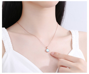 <span class=keywords><strong>Collana</strong></span> <span class=keywords><strong>di</strong></span> pietre <span class=keywords><strong>di</strong></span> <span class=keywords><strong>luna</strong></span> <span class=keywords><strong>di</strong></span> moda all'ingrosso donna S925 gioielli <span class=keywords><strong>in</strong></span> argento Sterling con ciondolo gemma corona - Product Image 6