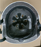 Casque de sauvetage en eau de bateau de radeaux pour l'équipement de sécurité de sports nautiques et le couvre-chef de protection de rafting