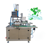 Machine d'emballage automatique de dosettes en film PVA hydrosoluble à double chambre pour lessive liquide, nettoyant pour sols, etc. Machine à emballer les perles