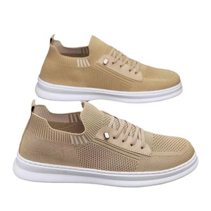 2025 nuevos calcetines tejidos voladores <span class=keywords><strong>de</strong></span> moda para hombres, <span class=keywords><strong>zapatos</strong></span> <span class=keywords><strong>de</strong></span> tabla que combinan con todo, transpirable, resistente al desgaste, antideslizante, plantilla delgada <span class=keywords><strong>de</strong></span> EVA - Product Image 1
