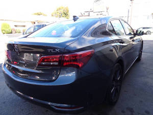 ขายรถมือสองราคาถูกที่ดีที่สุด ปี 2015 รุ่น TLX 4 ประตู ซีดาน เบาะหนัง กล้องมองหลัง พวงมาลัยซ้าย แพ็คเกจเทคโนโลยี ไฟ LED - Product Image 6