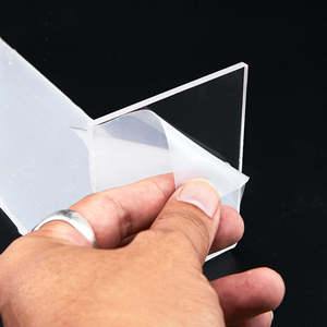 Étagères portatives de magasin de conception moderne de support d'affichage de <span class=keywords><strong>chaussure</strong></span> d'<span class=keywords><strong>angle</strong></span> acrylique clair pour des supports d'affichage de magasin de chaussures populaires dans le détail - Product Image 3