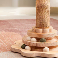 Arbre à chat en bois de style moderne avec griffoir en sisal, écologique, durable, facile à assembler, design pliable pour usage intérieur