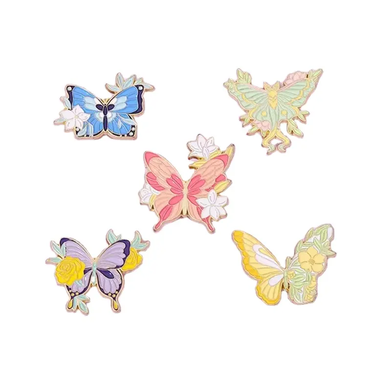 Высококачественные нагрудные булавки, бесплатный дизайн, персонализированные металлические мягкие эмалированные булавки в виде бабочки с булавкой-бабочкой