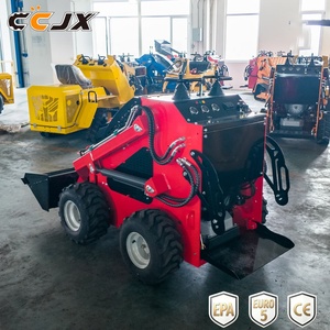 <span class=keywords><strong>Mini</strong></span>-chargeuse compacte sur chenilles CE EPA 25HP avec moteur hydraulique, plusieurs accessoires : <span class=keywords><strong>godet</strong></span>, fourche à palettes en acier, tarière pour la construction - Product Image 3