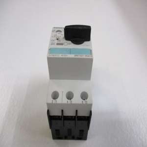 Disjoncteur <span class=keywords><strong>3RV1421</strong></span> 0GA10 0-45-63A NSMP Neuf Original En Stock Automatisation Industrielle Programmation PLC Dédiée - Product Image 1