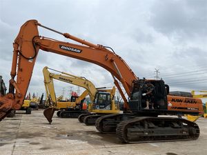 รถขุดดิน Doosan DX500 มือสอง ราคาถูก ผลิตในเกาหลีใต้ รถตักดินแบบตีนตะขาบ Doosan 50 ตัน - Product Image 6