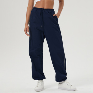 Pantalon de sport ample et léger en tissu 100% nylon tissé, séchage rapide, pour femmes, logo personnalisé, cordon de serrage, pantalon de sport décontracté uni - Product Image 5