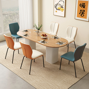 Chaise de salle à manger moderne de luxe léger avec dossier en îlot, design épuré, construction solide, empilable, gain de place, pour usage hôtelier - Product Image 3