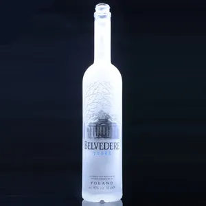 Vodka Bottle Custom Bullhead Colorful Label Frosted Glass 750ml Screen Printing Roll On Beverage Cylinder SHANDONG Custom Color