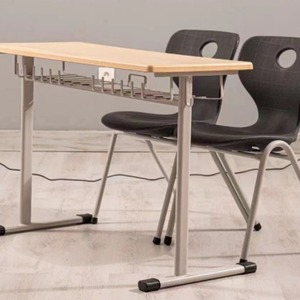 Ensemble bureau et chaise d'école Lin Ying 600x400x760mm, style moderne minimaliste pour utilisation en classe - Product Image 3