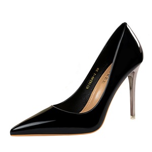 <span class=keywords><strong>Zapatos</strong></span> <span class=keywords><strong>de</strong></span> Tacón Alto Delgados y Sexys con Punta en Pico y Boca Poco Profunda <span class=keywords><strong>de</strong></span> Charol Brillante <span class=keywords><strong>de</strong></span> Estilo Europeo para Discoteca - Product Image 5