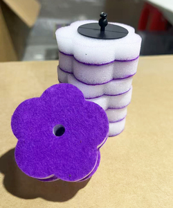 Brosse de nettoyage à long manche avec 8 têtes de remplacement en éponge jetable, tampons de recharge, ensemble de brosse de toilette jetable avec un support - Product Image 5