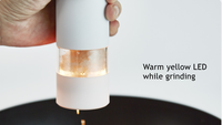 Mini broyeur électrique automatique avec lumière LED Design vintage Style familial essentiel pour une utilisation en boîte dans un restaurant