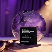Trophée en cristal de Chine sur mesure, design créatif éblouissant pour les événements annuels d'entreprise, reconnaissance des employés exceptionnels et des meilleures ventes