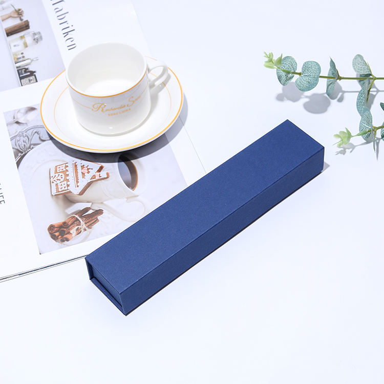 Boîte à collier (22*4.5*3)