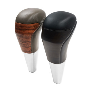 Car <b>Gear</b> <b>Knob</b> Leather Wood Grain Ergonomic For Toyota Land Cruiser Automatic Transmission Shifter - Product Image 4