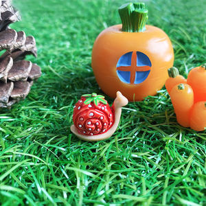 Precio al por mayor: Molde de caracol 3D, dijes de resina, decoración para jardín de hadas, accesorios para casa de muñecas, adornos de resina - Product Image 1