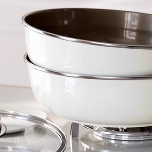 Poêle à frire moderne en aluminium antiadhésive à fond plat/Wok avec couvercle en verre pour la cuisson des steaks, compatible avec les cuisinières à induction et à gaz - Product Image 2