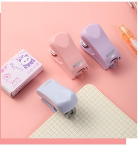 Mini grapadora de calidad 24/6 con 400 Uds. Grapas grapadoras de escritorio grapadora <span class=keywords><strong>Kawaii</strong></span> de plástico para estudiantes suministros escolares y de oficina - Product Image 5