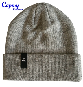 Wholesale Warm Maroon Knit Fashion Beanie <strong>Hat</strong> Cap Black Label Sport <strong>Men</strong> Women <strong>Pom</strong> <strong>Pom</strong> Custom Knitting Beanie <strong>Hats</strong> - Product Image 4