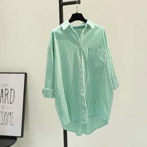 เสื้อกล้ามทรงวินเทจ สไตล์เกาหลี รุ่น I-0707 สำหรับฤดูใบไม้ผลิและฤดูใบไม้ร่วง ดีไซน์ศิลปะ ด้านหน้าสั้น ด้านหลังยาว ความยาวปานกลาง สีพื้น ผ้าระบายอากาศ เป็นมิตรกับสิ่งแวดล้อม - Product Image 3