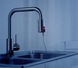 非接触式水龙头喷头更换自动运动传感器厨房水龙头适配器USB充电 - Product Image 5