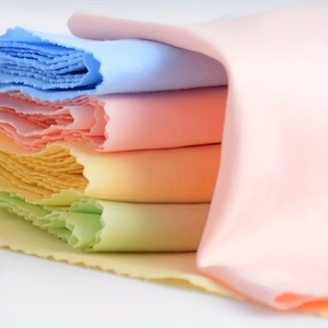 Lingettes de nettoyage pour lunettes, écrans de téléphone, chiffon doux et délicat en microfibre sans traces avec logo personnalisé - Product Image 2